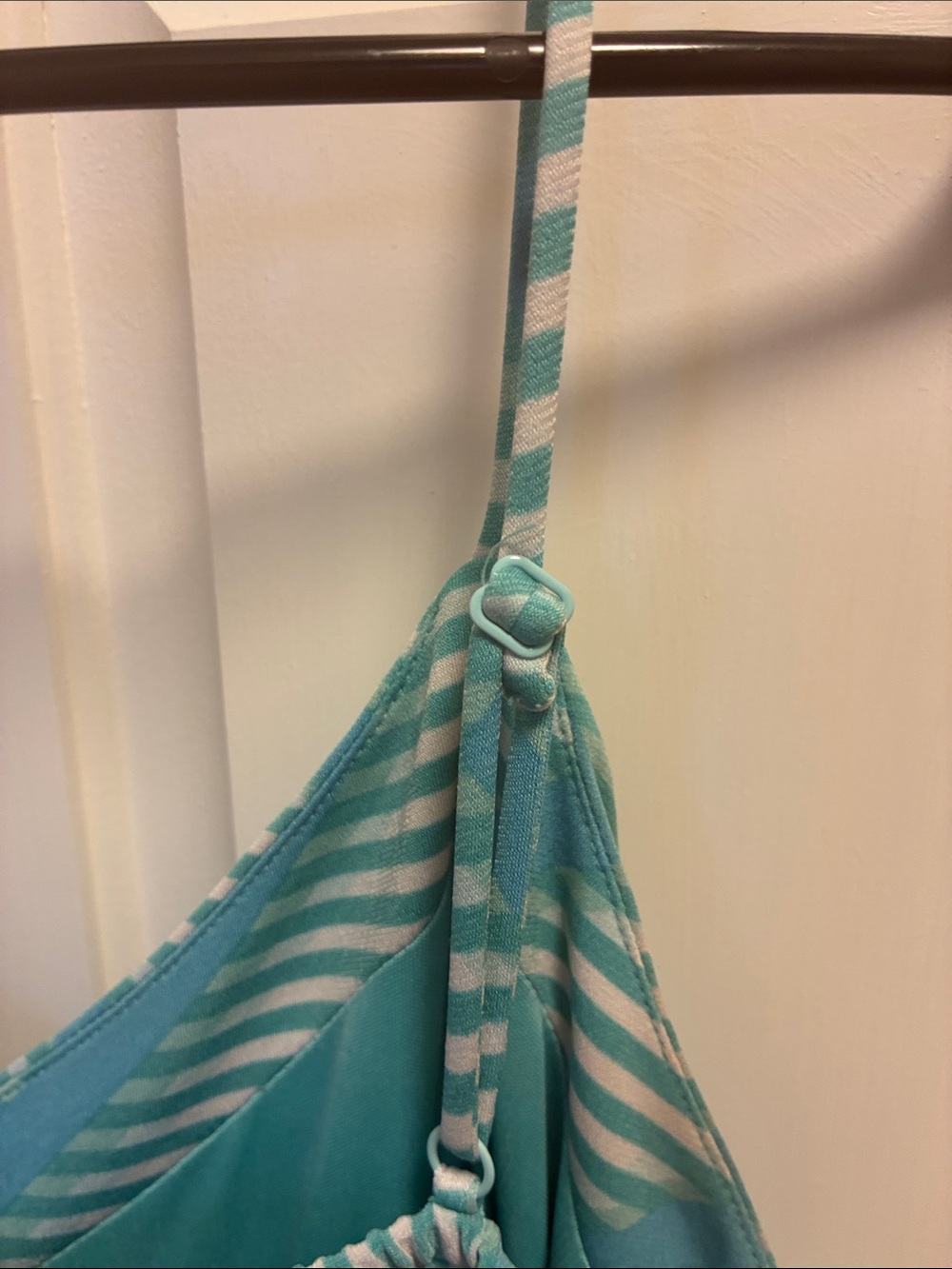 Vince Camuto Sleeveless Ombre Chevron Maxi Dress in Teal and Navy - Picture 7 of 10